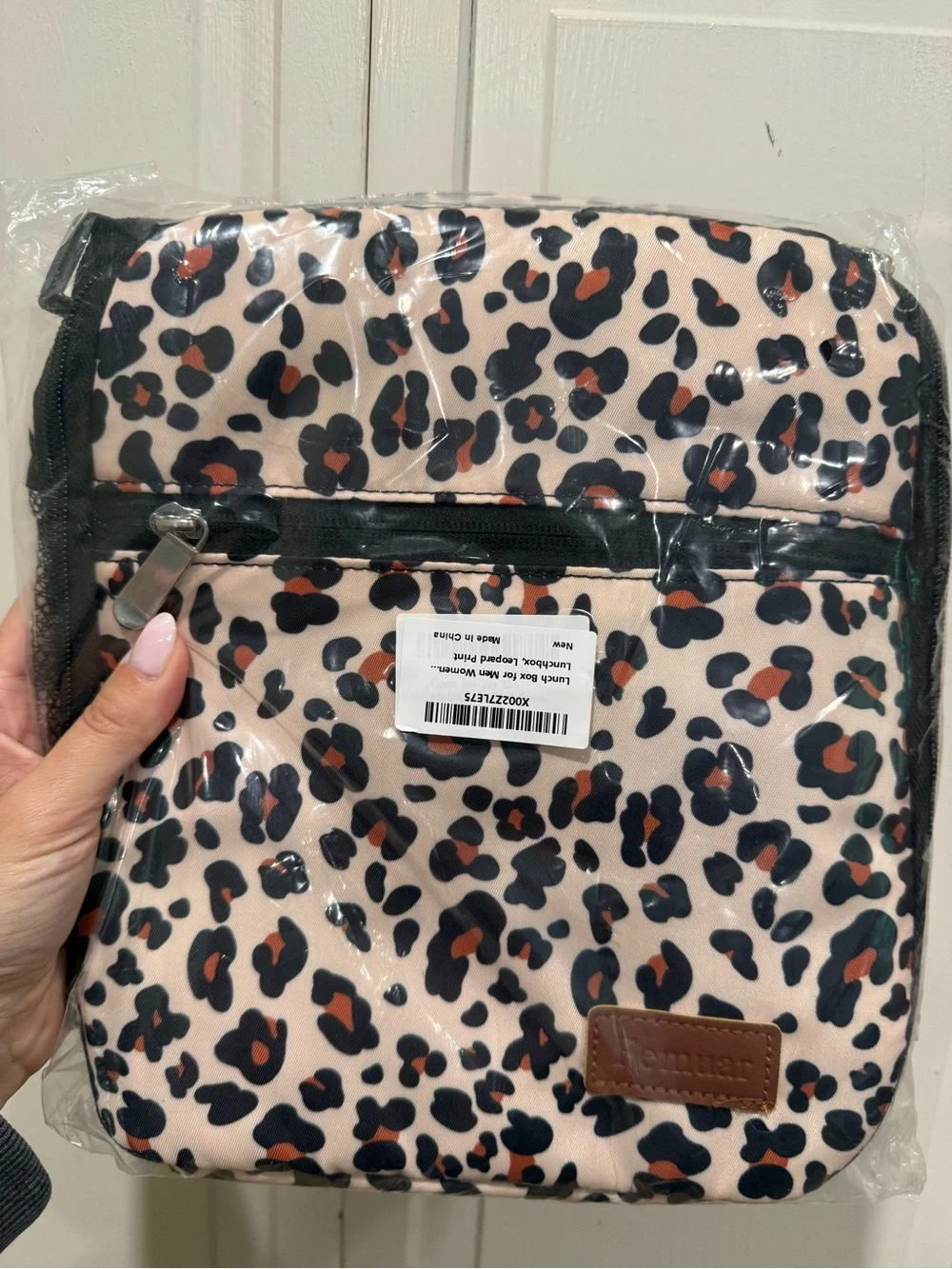 Leopard lunch box NWT
